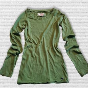 Abercrombie and Fitch Juniors long sleeve